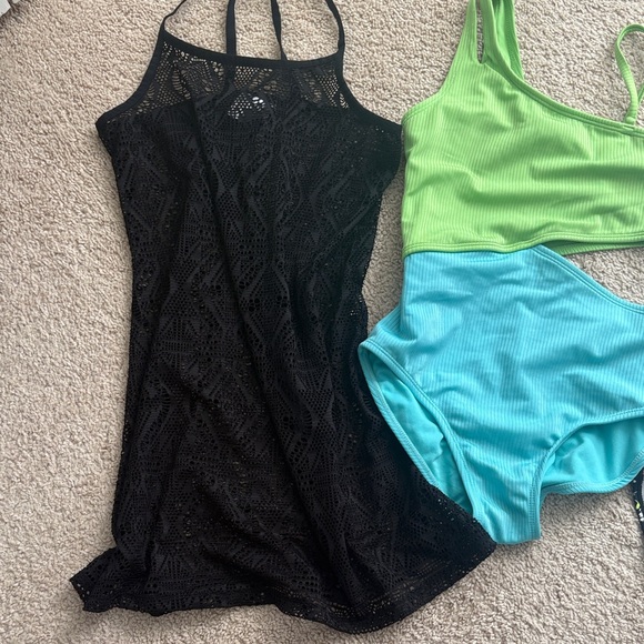 art class Kids Swim One Piece Set - Green, Blue, Black Floral - Picture 2 of 7